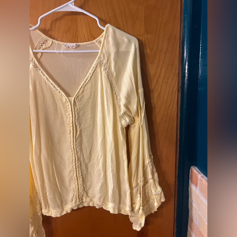 Altar'd State Light Yellow Blouse - Picture 4 of 5